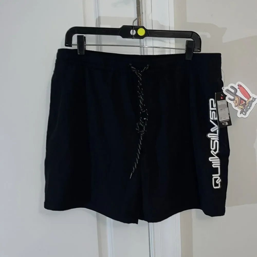 New w/tags Everyday Black Quiksilver water lined surf board swim trunk shorts L